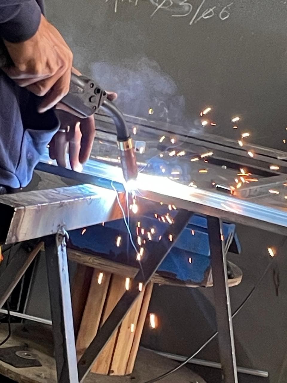 Produção na oficina João Silva Metálica